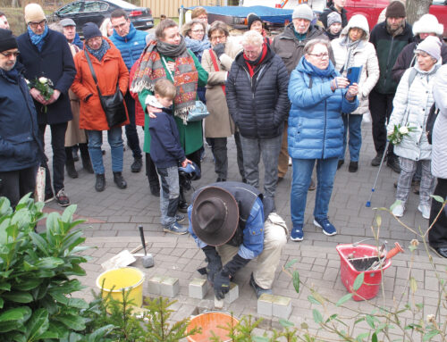 Dritte Verlegung von  Stolpersteinen in Uetersen
